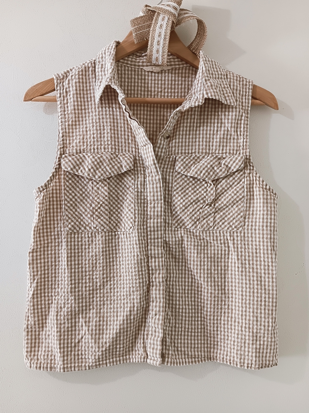 SIM & SAM SLEEVELESS TAN GINGHAM COTTON FISHERMAN BUTTON DOWN SHIRT VEST MEDIUM